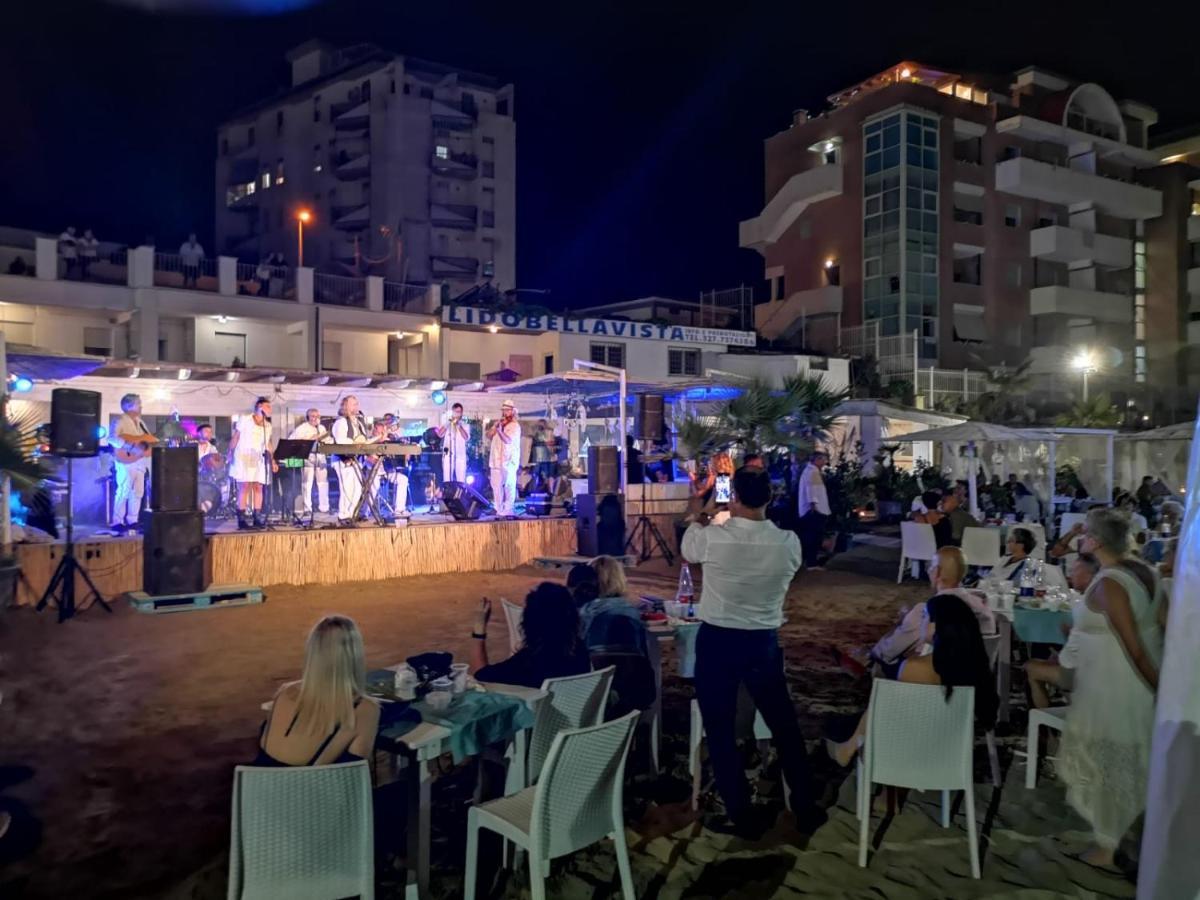 Incantevole Casa Sul Mare Vicino A Roma Nettuno Luaran gambar