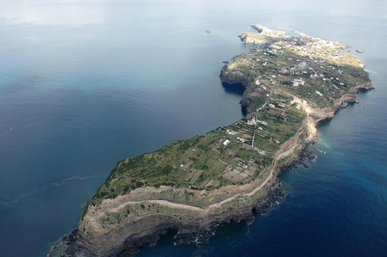 Incantevole Casa Sul Mare Vicino A Roma Nettuno Luaran gambar
