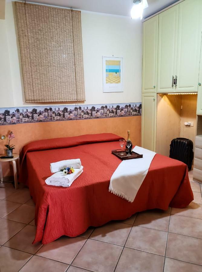 Incantevole Casa Sul Mare Vicino A Roma Nettuno Luaran gambar
